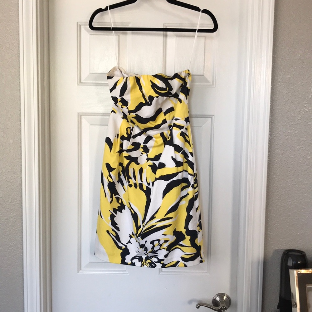 Strapless dress